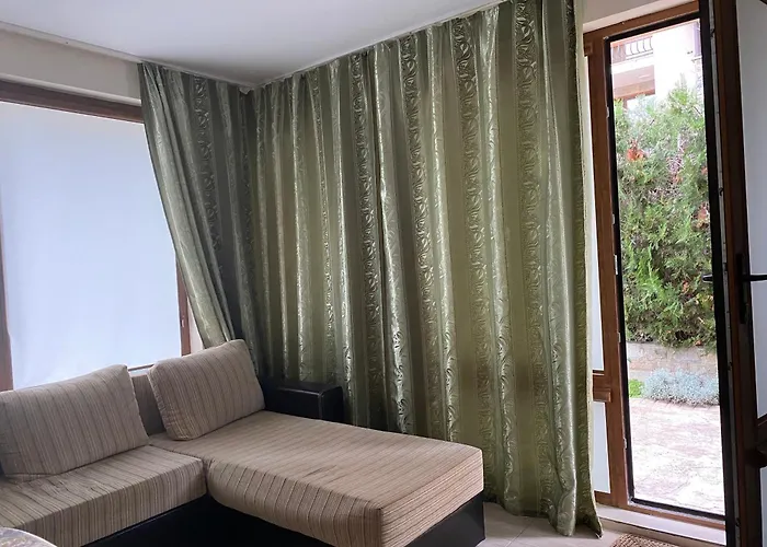 Balkan Breeze 7 - Rey&mar * Σάνι Μπιτς